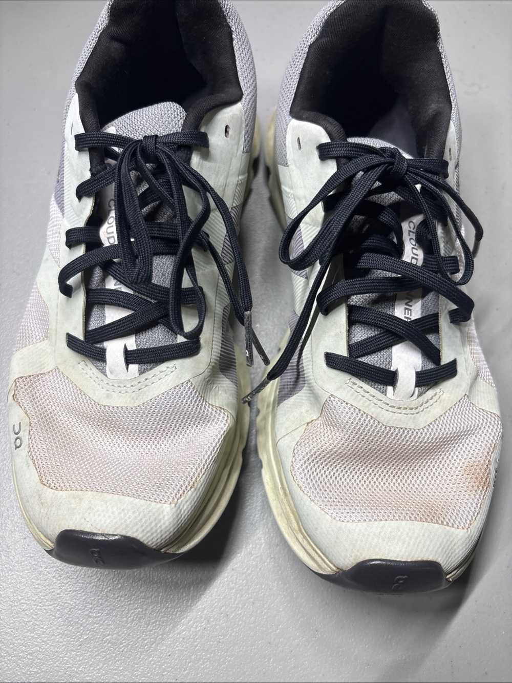 ON Cloudrunner Frost Aloe Women’s Size 7 Running Walking Shoes 46.99019